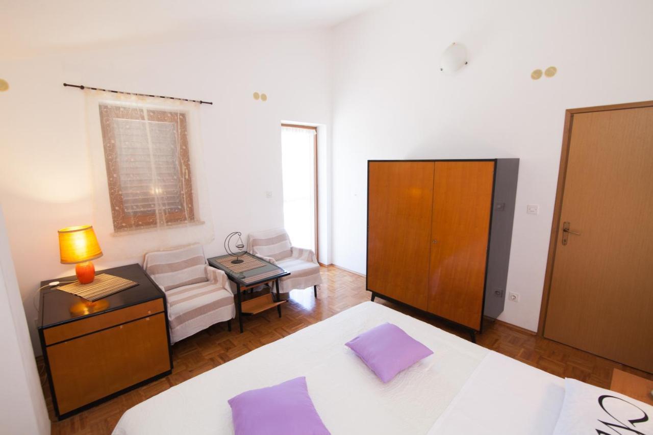 Apartman Kristina Apartment Banjole Exterior photo
