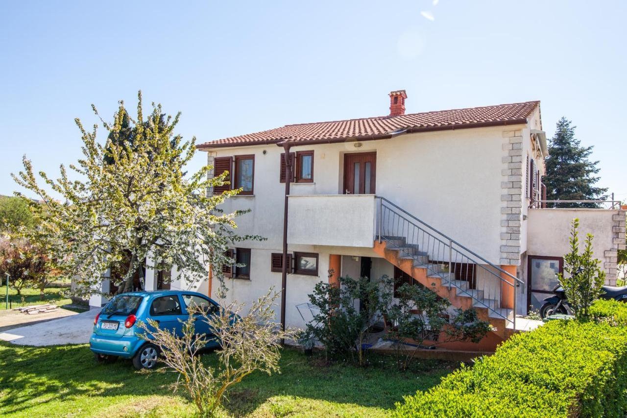 Apartman Kristina Apartment Banjole Exterior photo