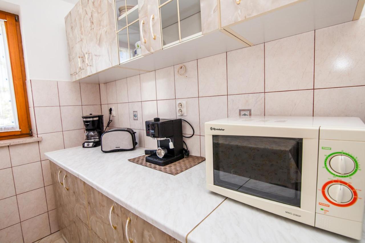 Apartman Kristina Apartment Banjole Exterior photo